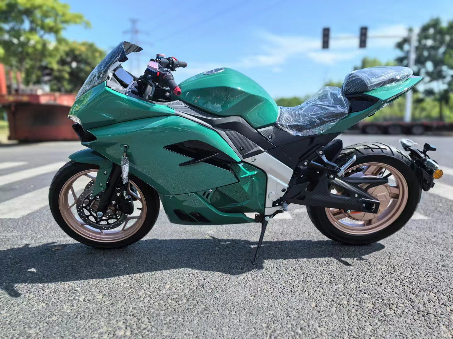 dukati electric motorcycles LANYANG 72V 96V 120a Customized lithium battery electric high-speed electric motorcycle